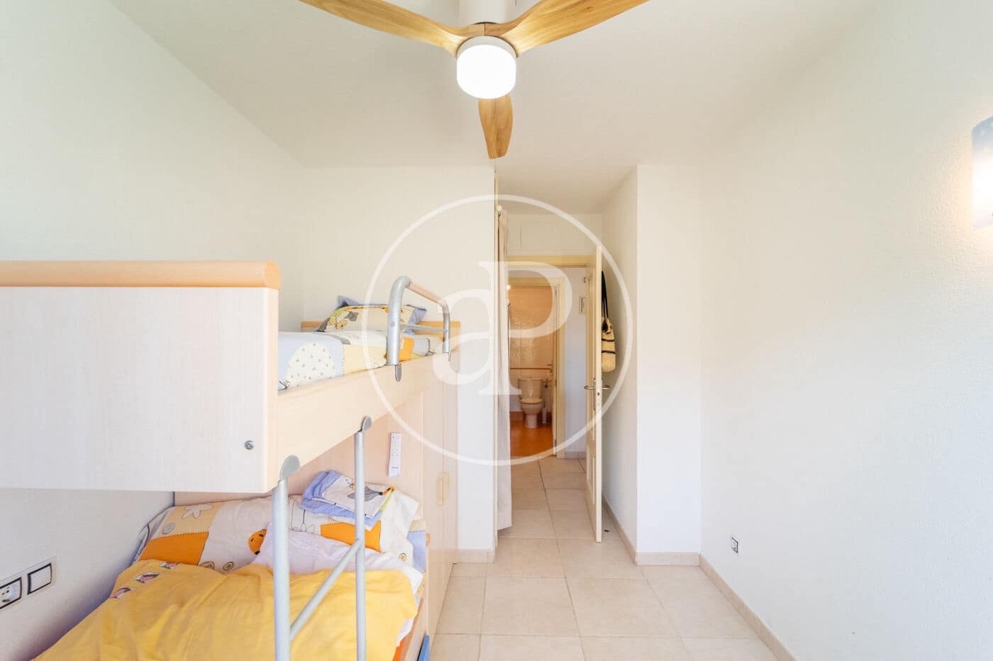 Apartamento de 2 habitaciones en La Villajoyosa / Vila Joiosa en venta con piscina - 315.000 € (Ref: 9321982)