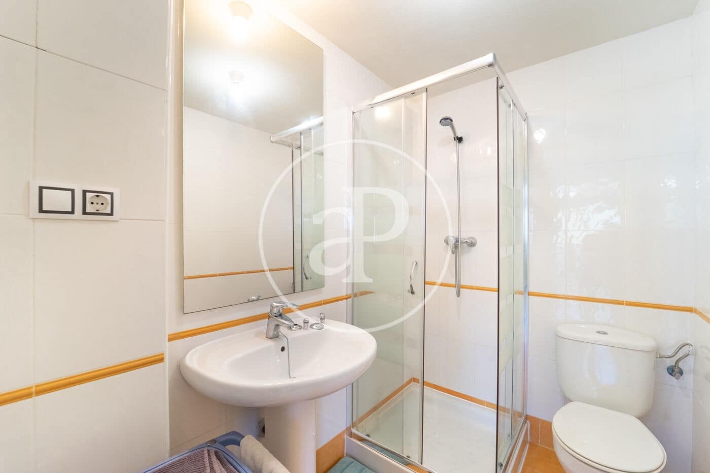 Apartamento de 2 habitaciones en La Villajoyosa / Vila Joiosa en venta con piscina - 315.000 € (Ref: 9321982)