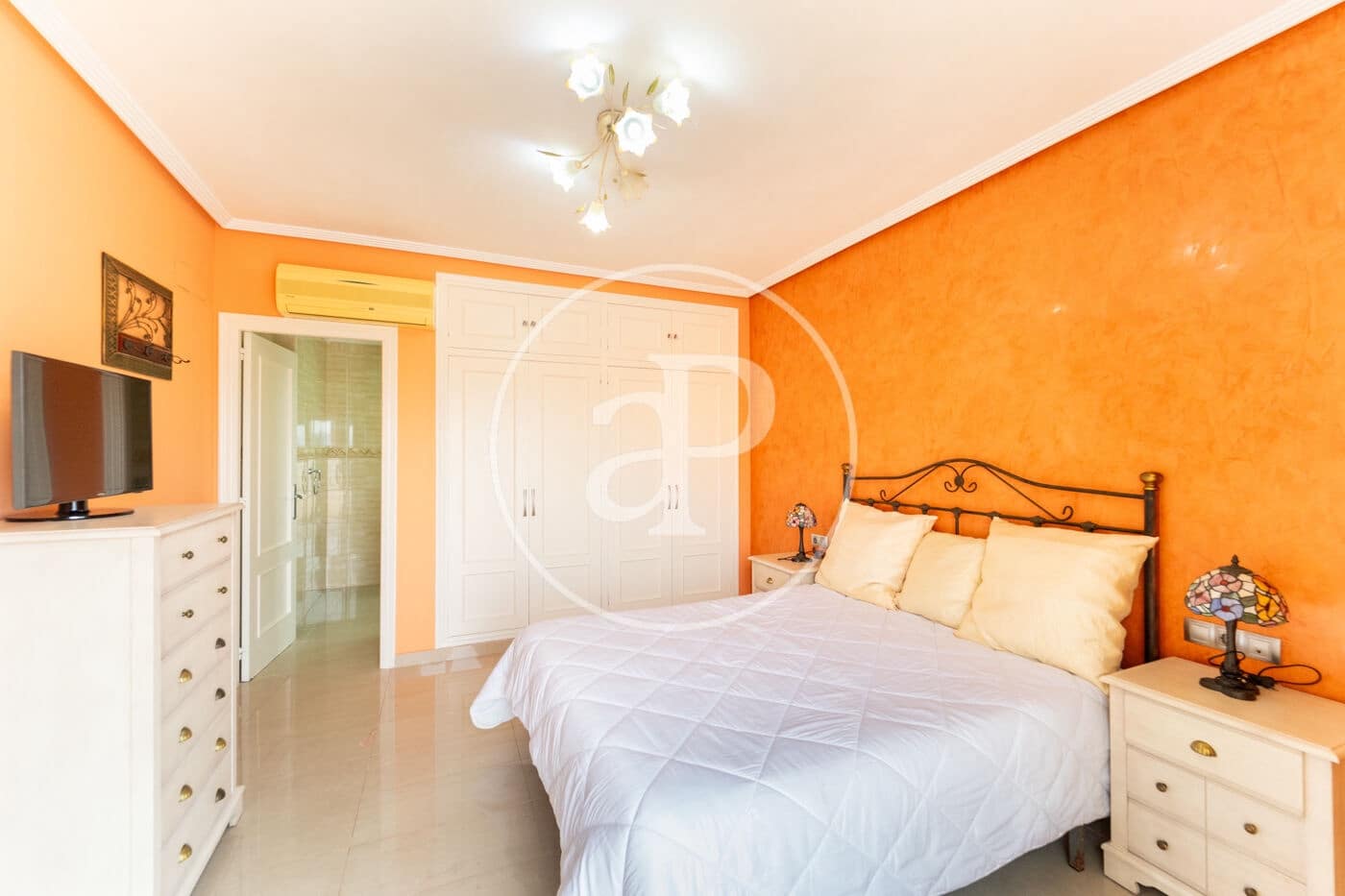 5 quarto Moradia para venda em Arenales del Sol com piscina - 740 000 € (Ref: 9326527)