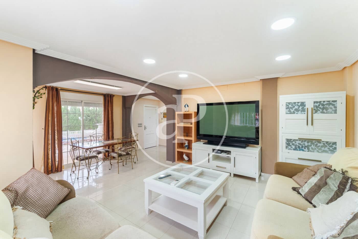 5 quarto Moradia para venda em Arenales del Sol com piscina - 740 000 € (Ref: 9326527)