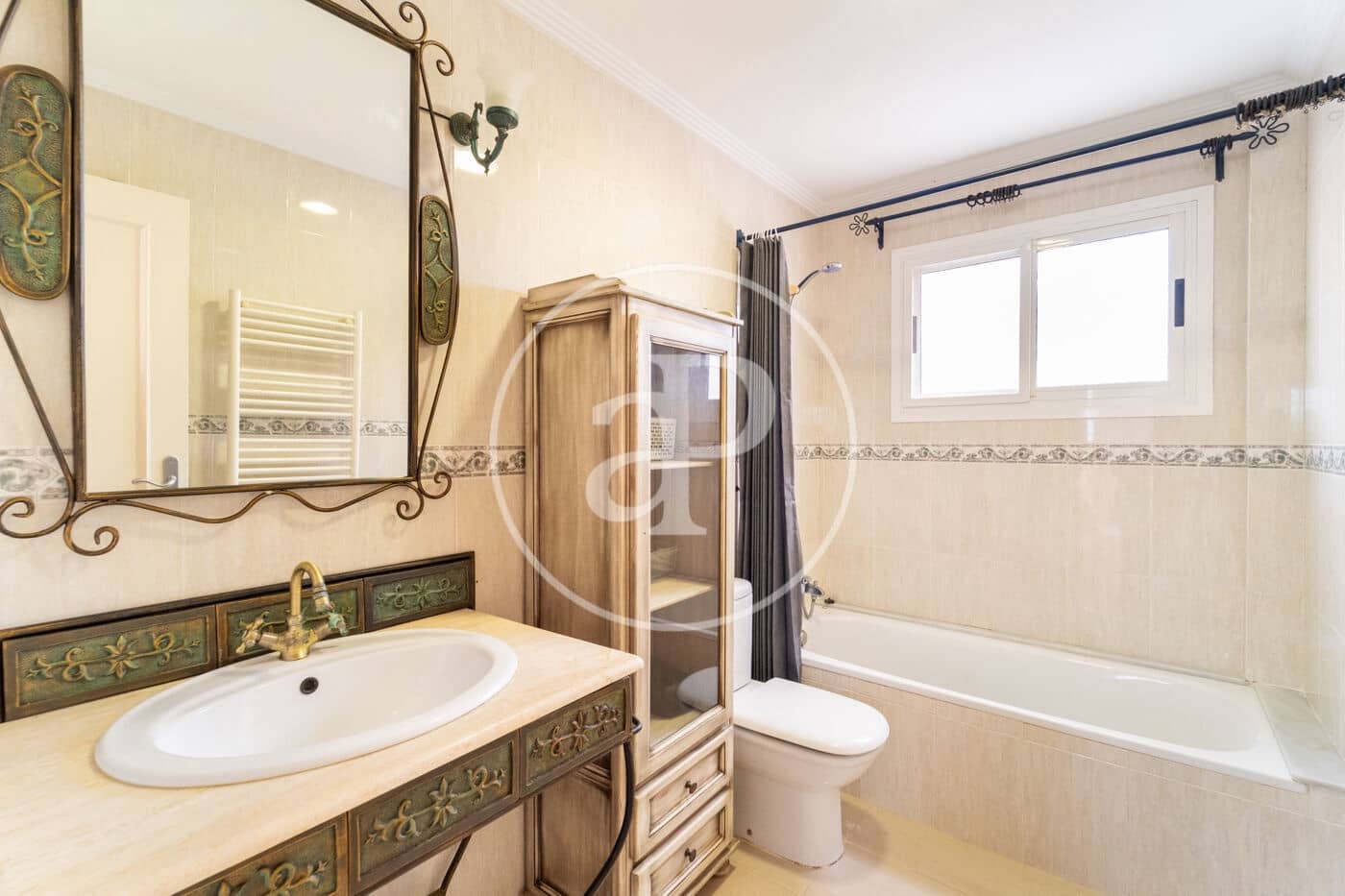 5 quarto Moradia para venda em Arenales del Sol com piscina - 740 000 € (Ref: 9326527)