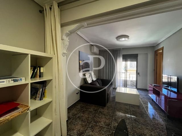 2 bedroom Apartment for rent in Cabanyal-Canyamelar, Valencia city - € 1,100 (Ref: 9326529)