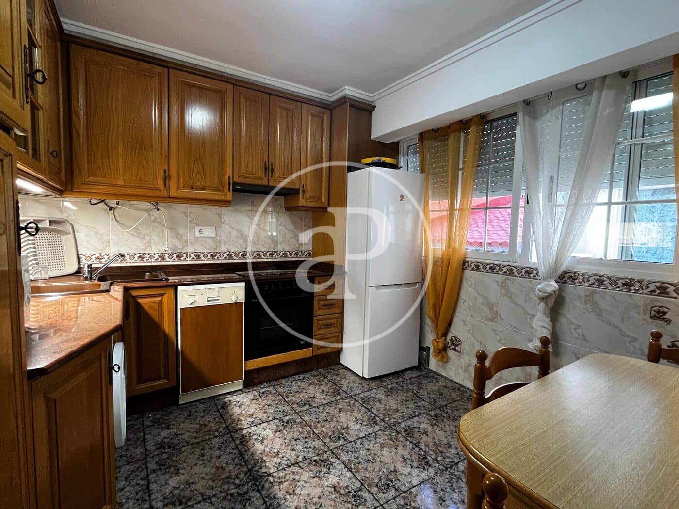 2 makuuhuone Huoneisto vuokrattavana paikassa Valencia kaupunki - 1 100 € (Ref: 9326529)