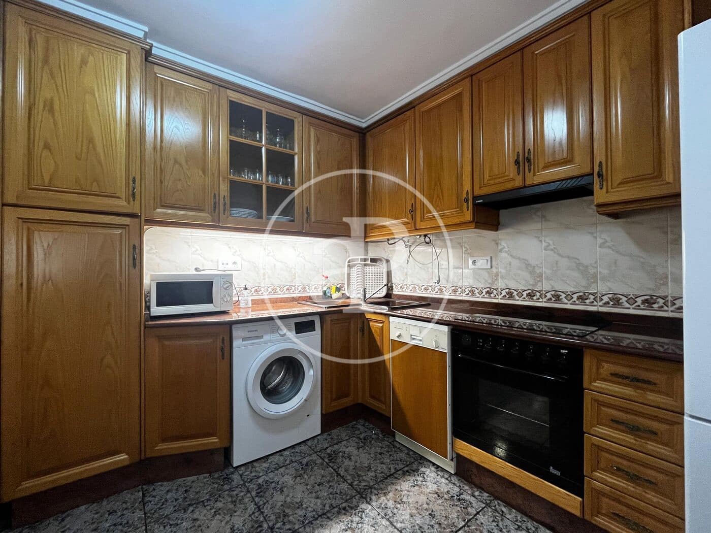 2 makuuhuone Huoneisto vuokrattavana paikassa Valencia kaupunki - 1 100 € (Ref: 9326529)