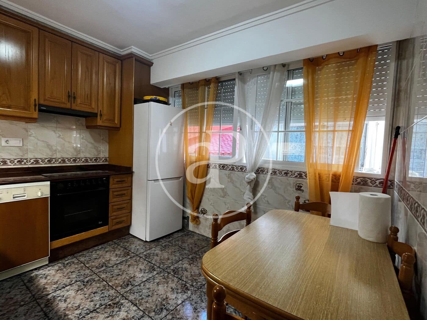 2 makuuhuone Huoneisto vuokrattavana paikassa Valencia kaupunki - 1 100 € (Ref: 9326529)