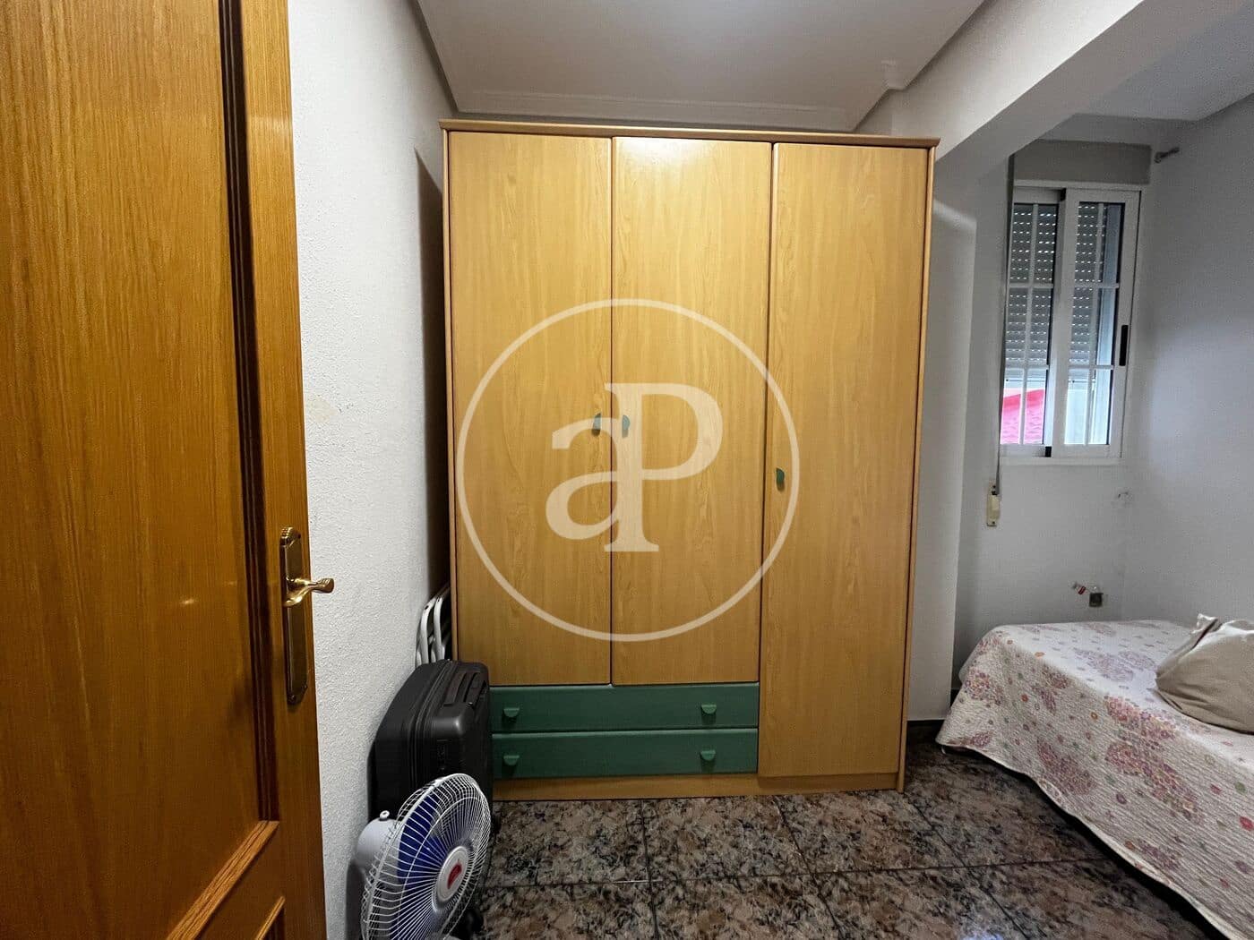 2 makuuhuone Huoneisto vuokrattavana paikassa Valencia kaupunki - 1 100 € (Ref: 9326529)