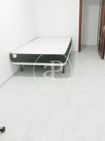 4 soverom Leilighet til salgs i Ciutat Jardi, Valencia by - € 450 000 (Ref: 9326531)