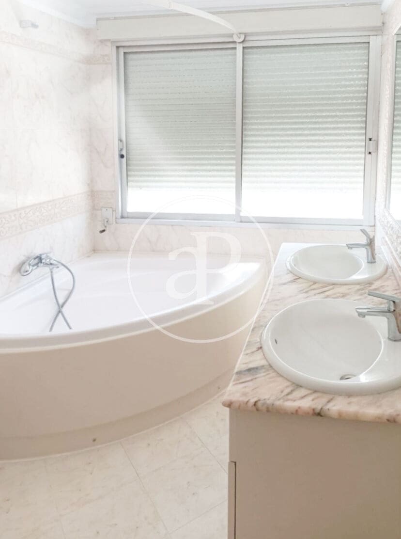 4 soverom Leilighet til salgs i Valencia by - € 450 000 (Ref: 9326531)