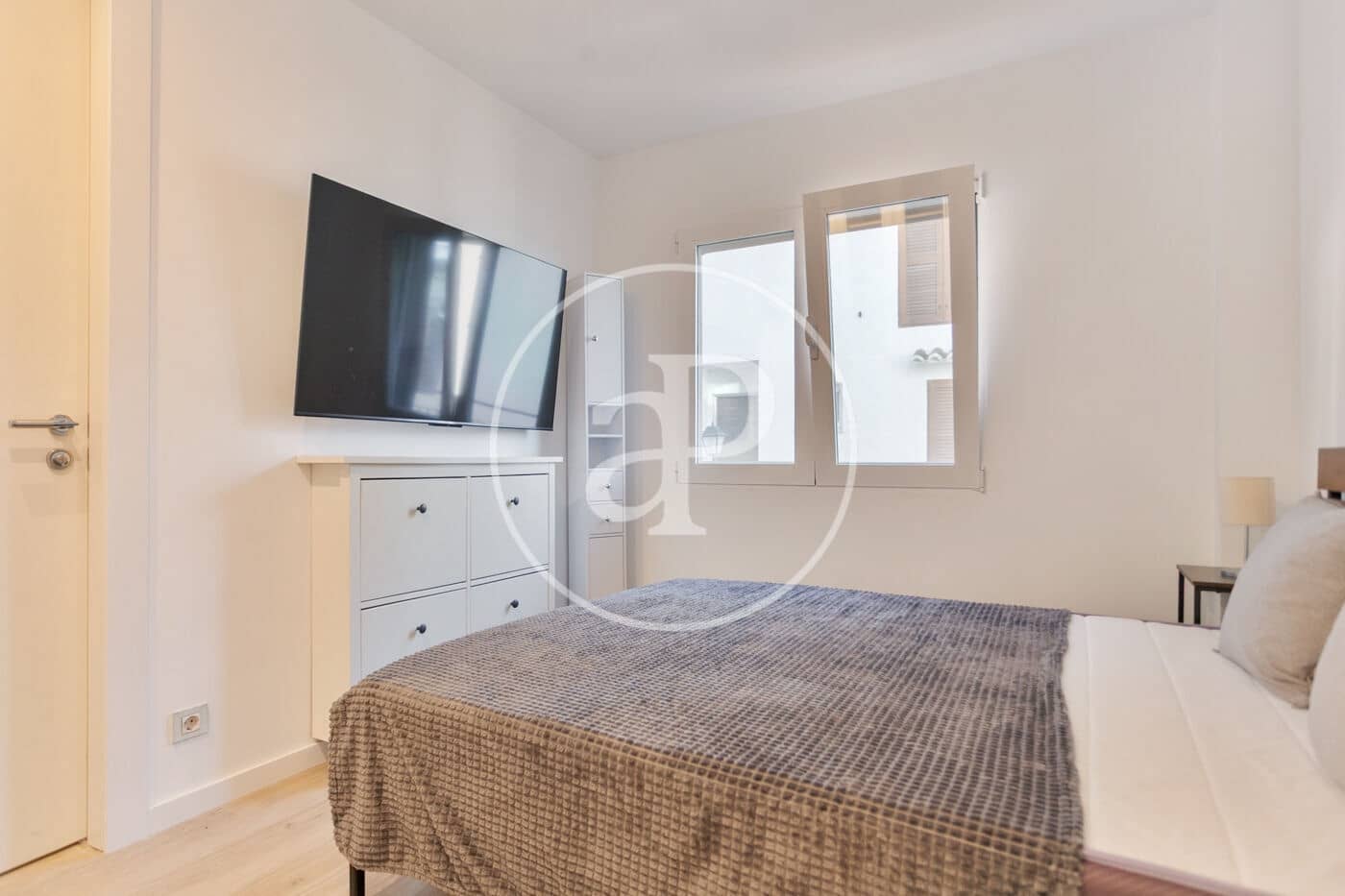 1 soverom Penthouse til leie i Chiva med svømmebasseng - € 1 200 (Ref: 9330704)