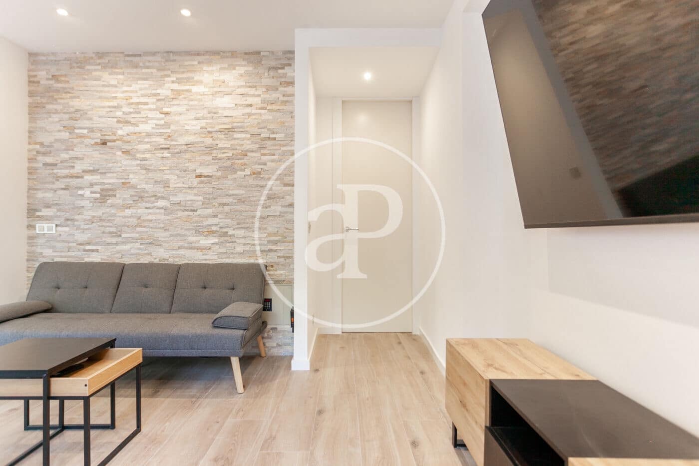 1 soverom Penthouse til leie i Chiva med svømmebasseng - € 1 200 (Ref: 9330704)