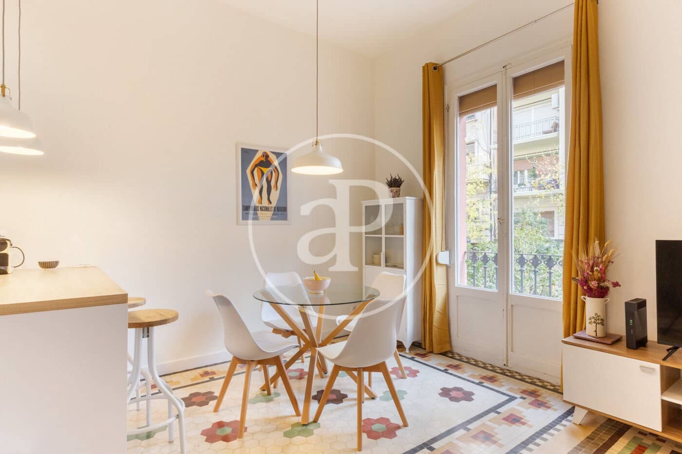 1 quarto Apartamento para arrendar em Valencia cidade - 1 400 € (Ref: 9335033)