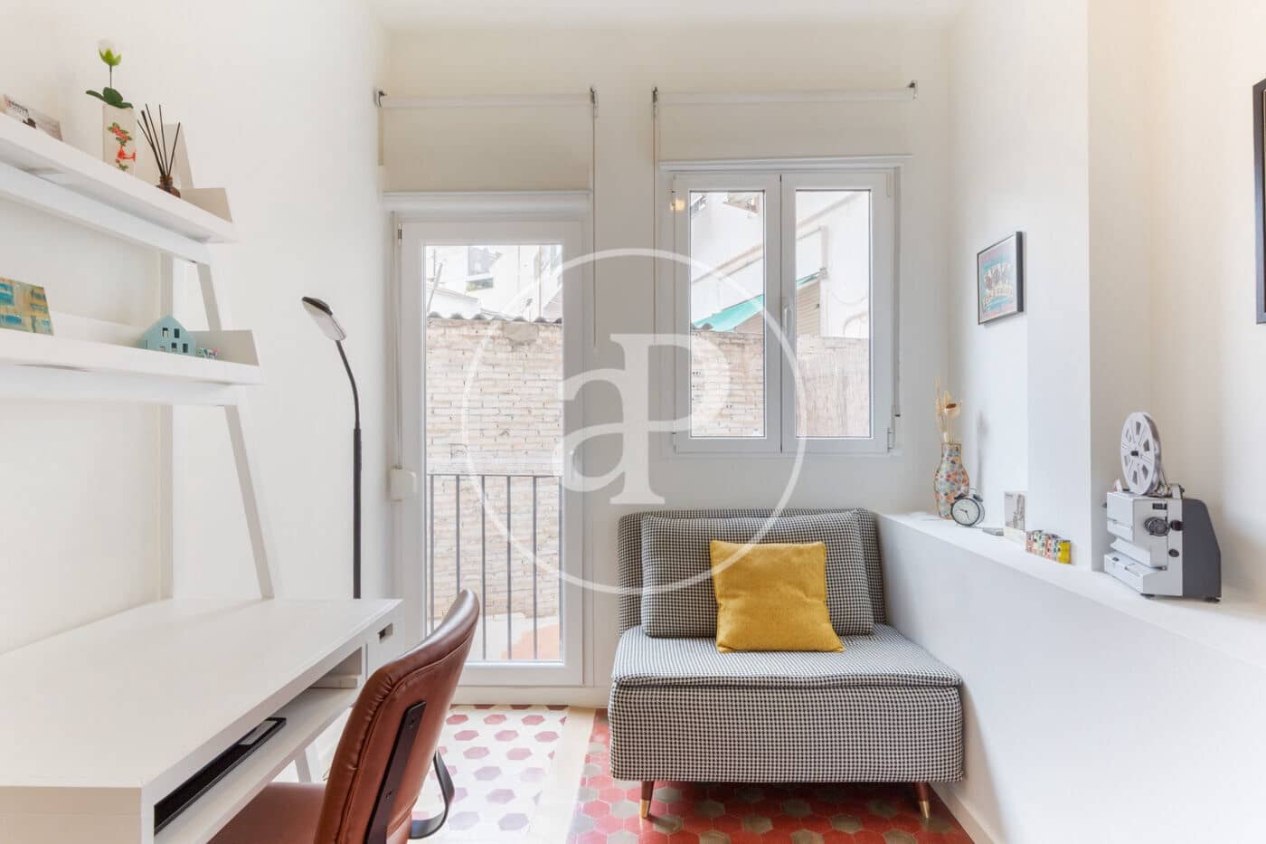 1 quarto Apartamento para arrendar em Valencia cidade - 1 400 € (Ref: 9335033)