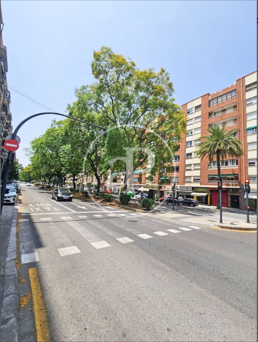 3 slaapkamer Appartement te koop in Valencia stad - € 265.000 (Ref: 9335038)