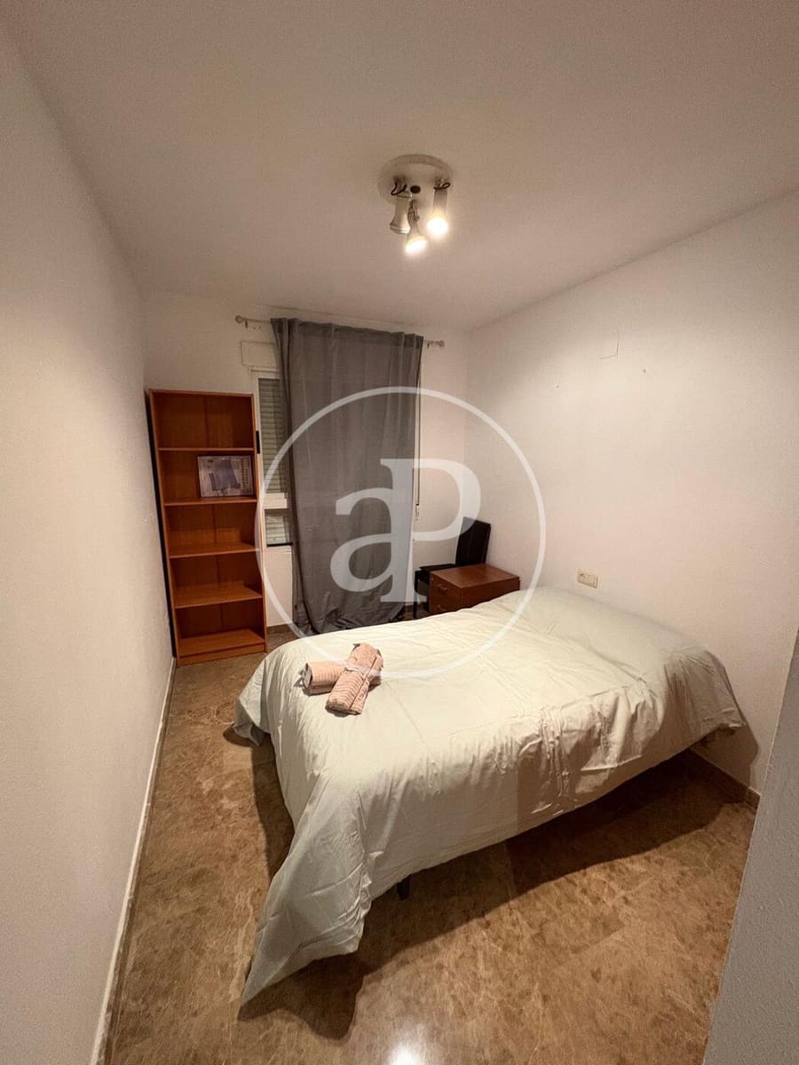 3 bedroom Apartment for rent in Albal - € 1,350 (Ref: 9341267)