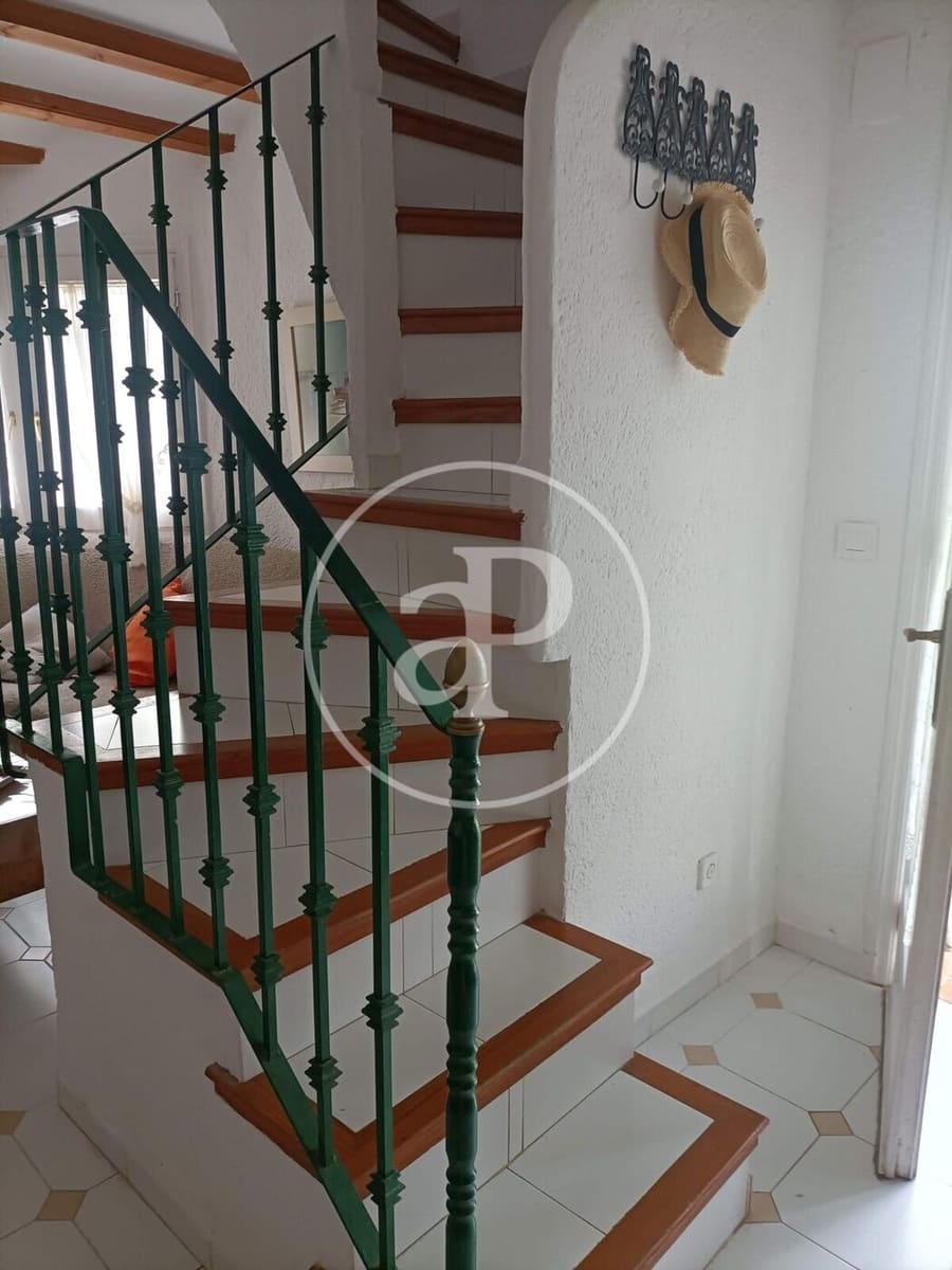 3 bedroom Villa for rent in Denia with pool - € 1,000 (Ref: 9341269)