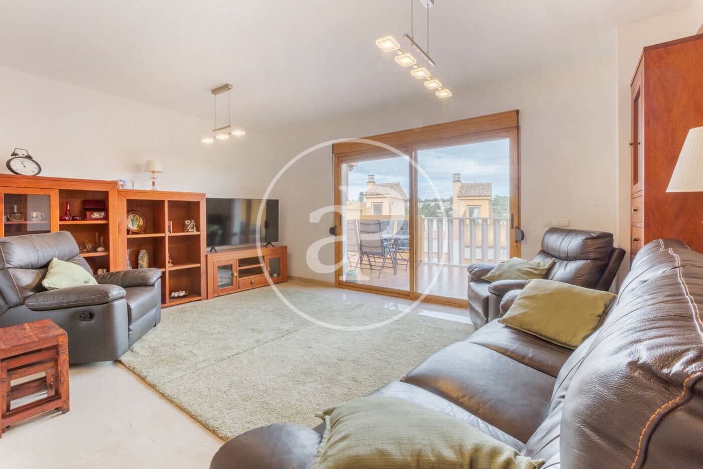 3 soveværelse Villa til salg i Chiva med swimmingpool - € 299.500 (Ref: 9341275)