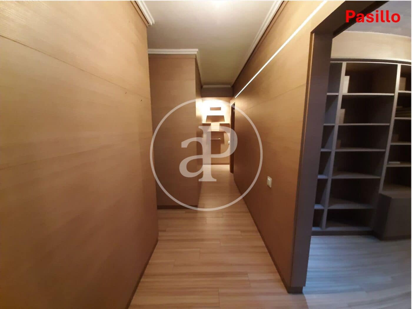 4 sovrum Lägenhet att hyra i Valencia stad - 1 800 € (Ref: 9341281)