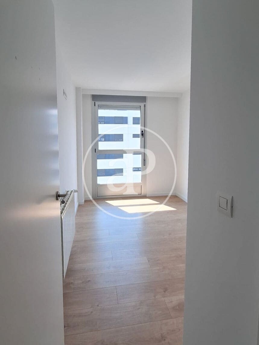 4 bedroom Apartment for sale in Valencia city with pool - € 775,000 (Ref: 9344854)