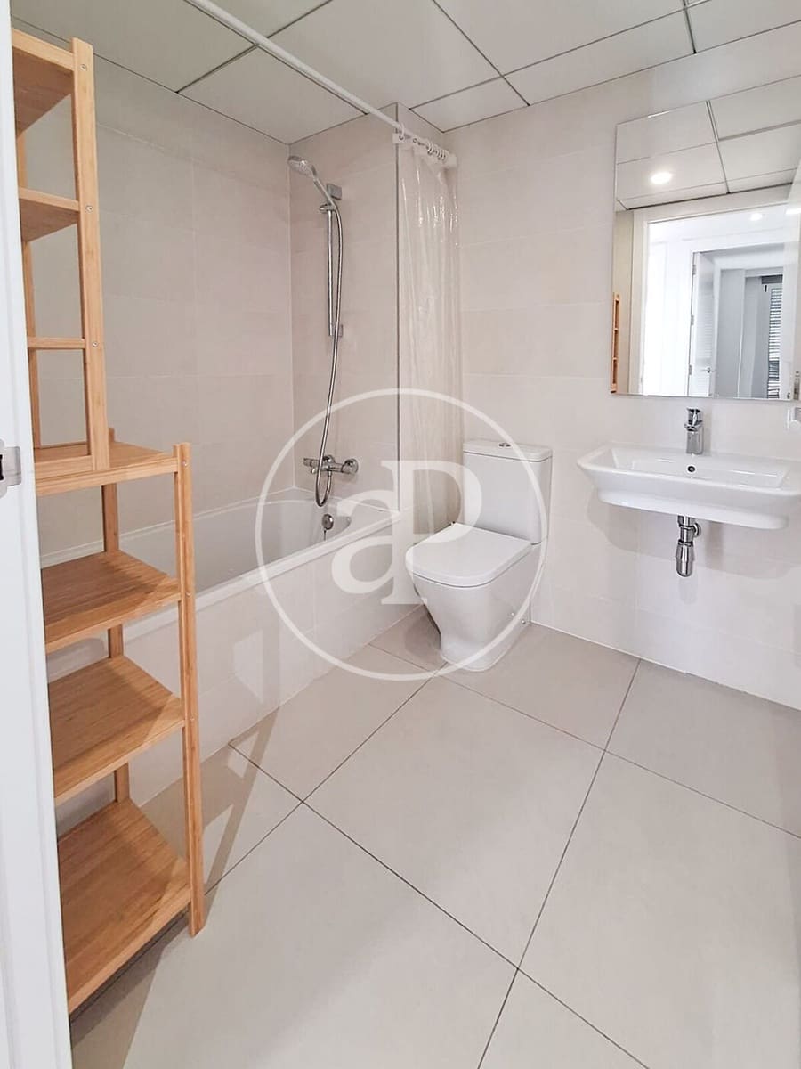 4 bedroom Apartment for sale in Valencia city with pool - € 775,000 (Ref: 9344854)