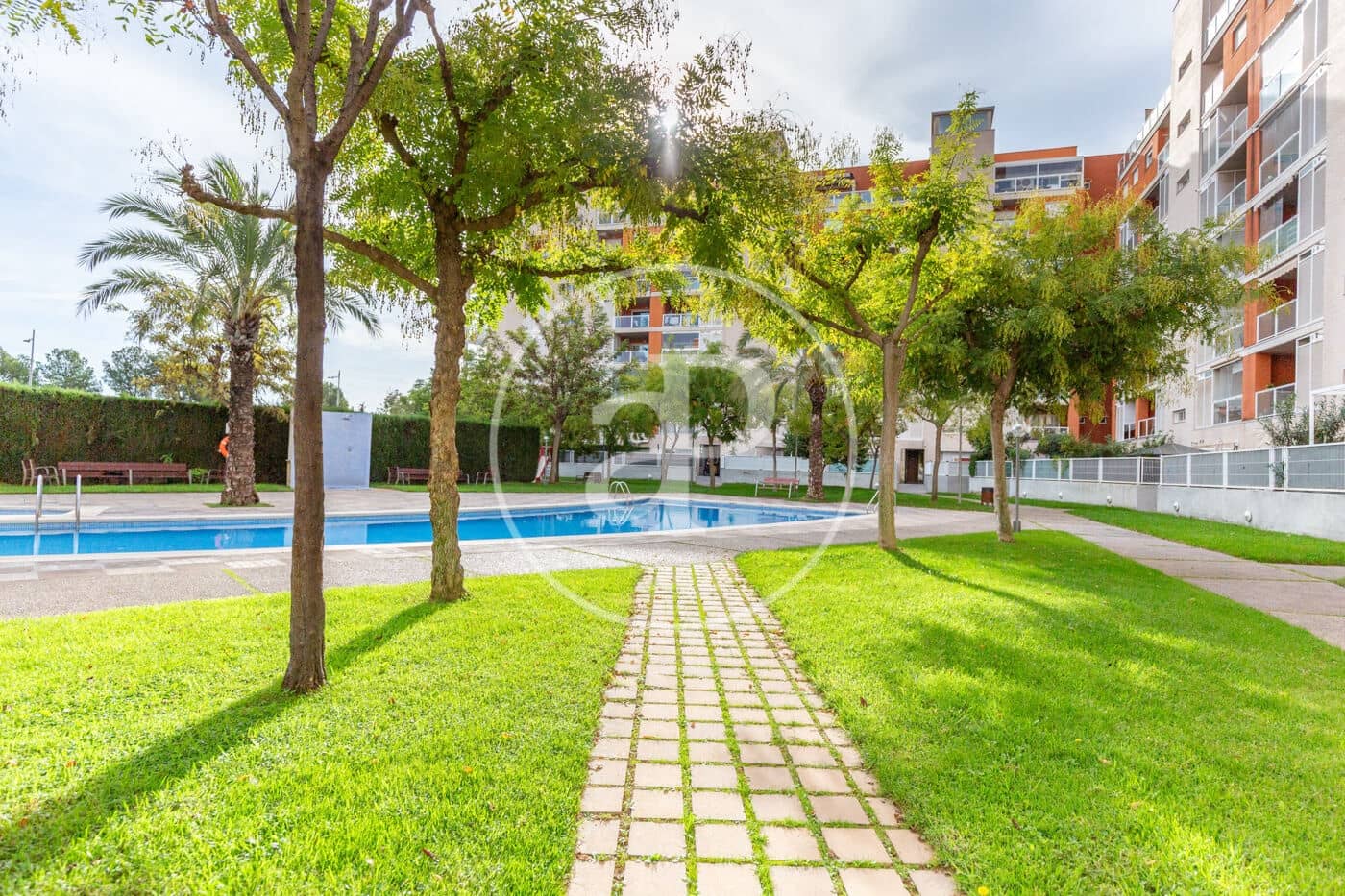 3 bedroom Apartment for rent in Paterna with pool - € 1,750 (Ref: 9344857)