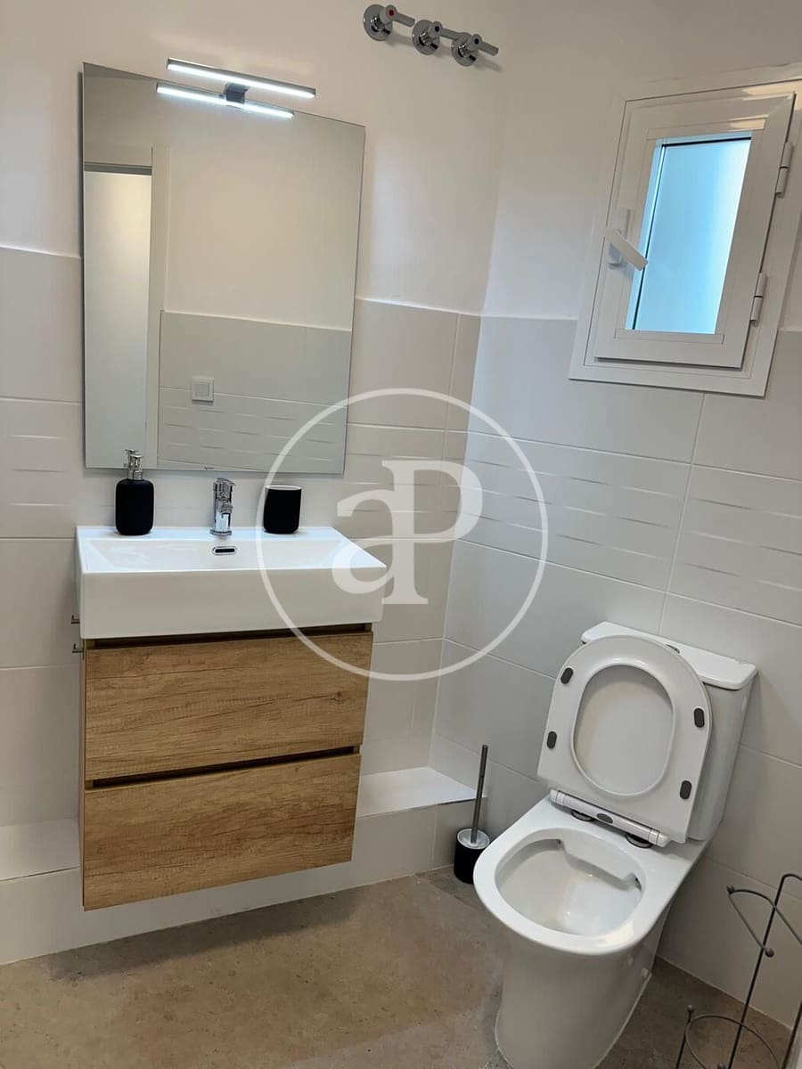 Apartamento de 3 habitaciones en València ciudad en alquiler - 1.800 € (Ref: 9344858)