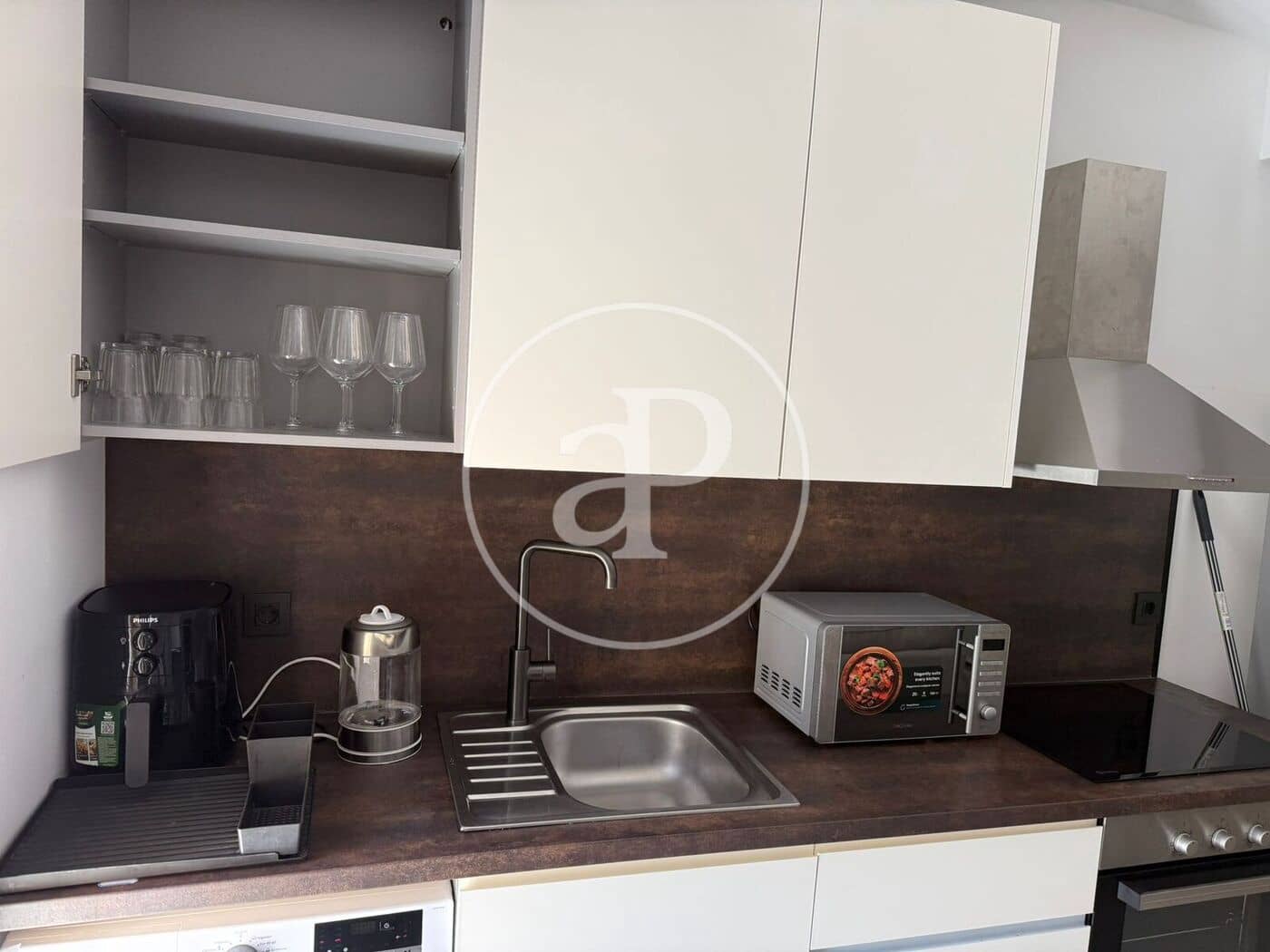 Apartamento de 3 habitaciones en València ciudad en alquiler - 1.800 € (Ref: 9344858)