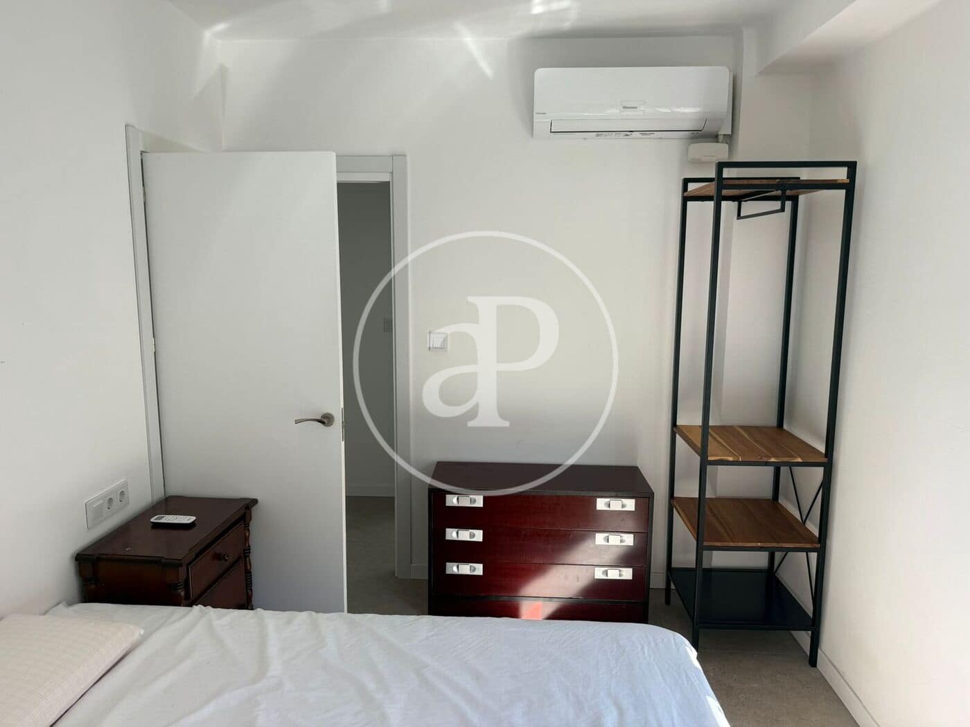 Apartamento de 3 habitaciones en València ciudad en alquiler - 1.800 € (Ref: 9344858)