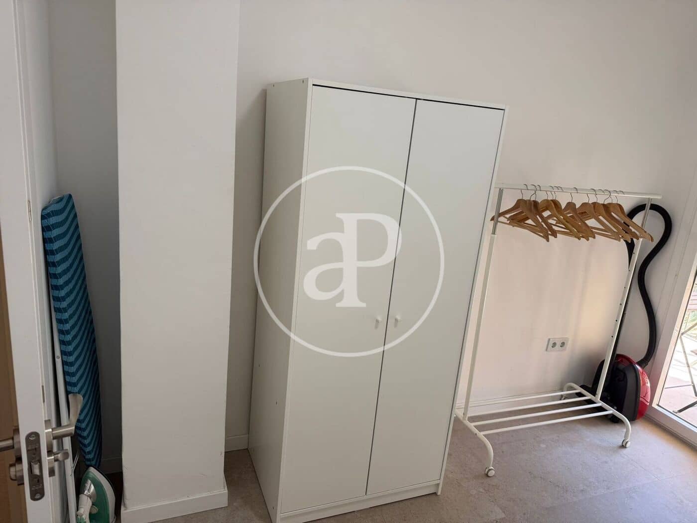 Apartamento de 3 habitaciones en València ciudad en alquiler - 1.800 € (Ref: 9344858)