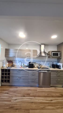 3 bedroom Apartment for rent in Aldaia - € 1,200 (Ref: 9347418)