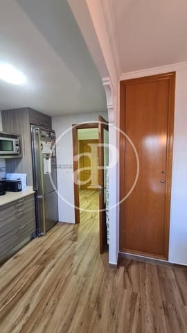 3 bedroom Apartment for rent in Aldaia - € 1,200 (Ref: 9347418)