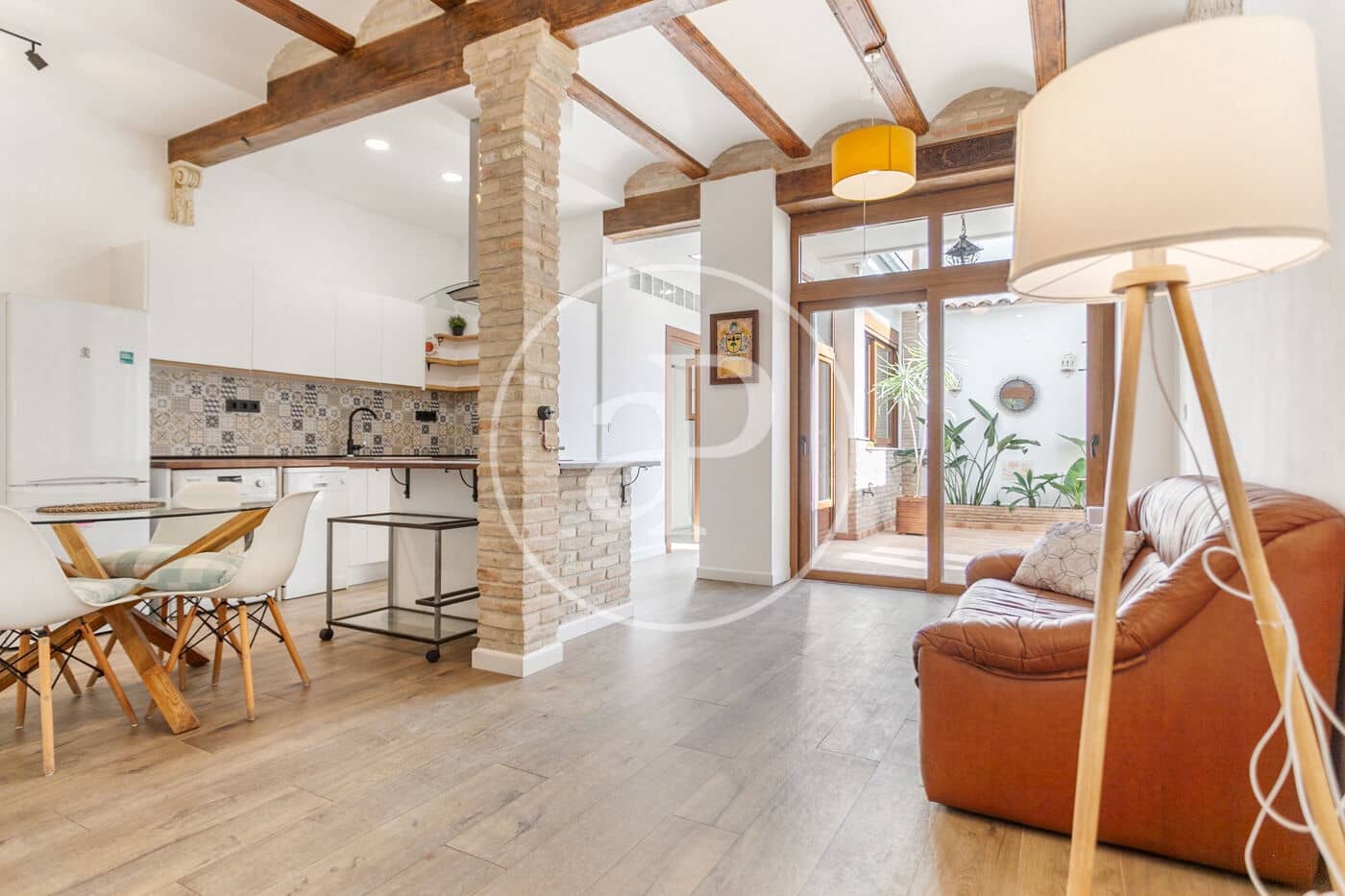 2 soveværelse Villa til leje i Valencia by - € 1.500 (Ref: 9347419)