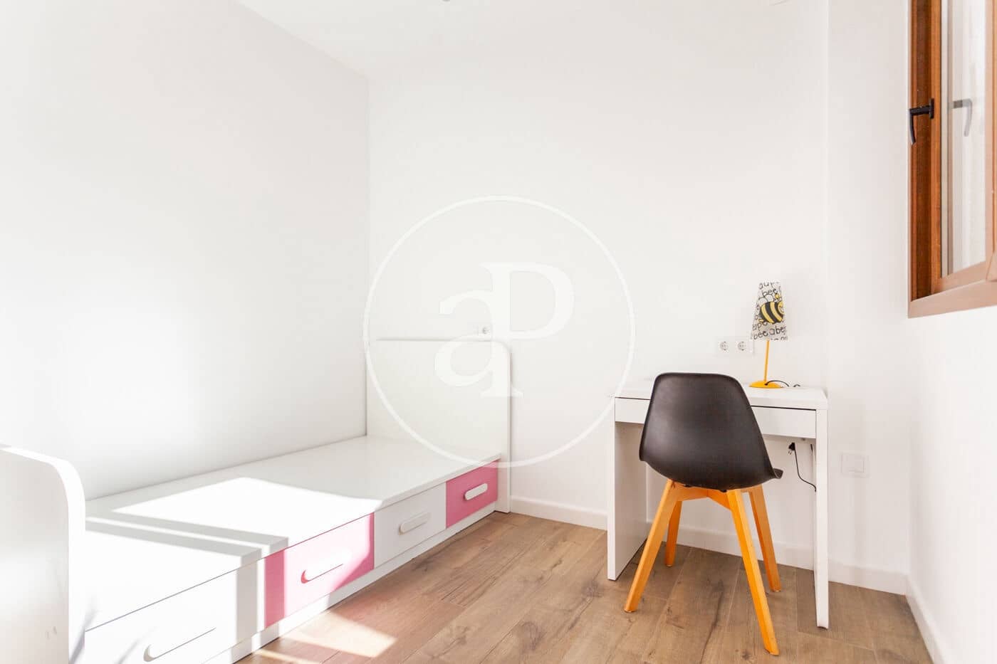 2 soveværelse Villa til leje i Valencia by - € 1.500 (Ref: 9347419)