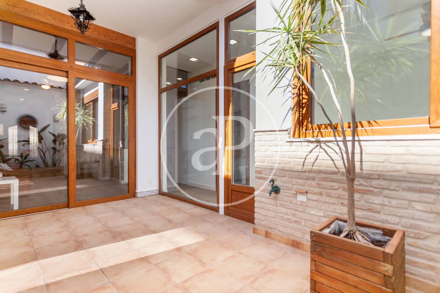 2 soveværelse Villa til leje i Valencia by - € 1.500 (Ref: 9347419)