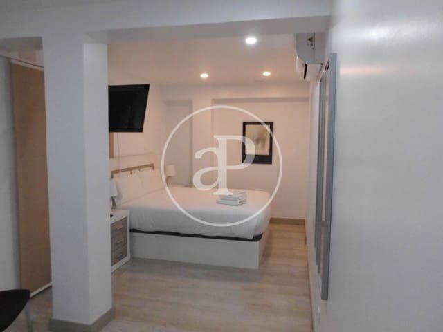 2 makuuhuone Huoneisto vuokrattavana paikassa En Corts, Valencia kaupunki - 1 500 € (Ref: 9347422)