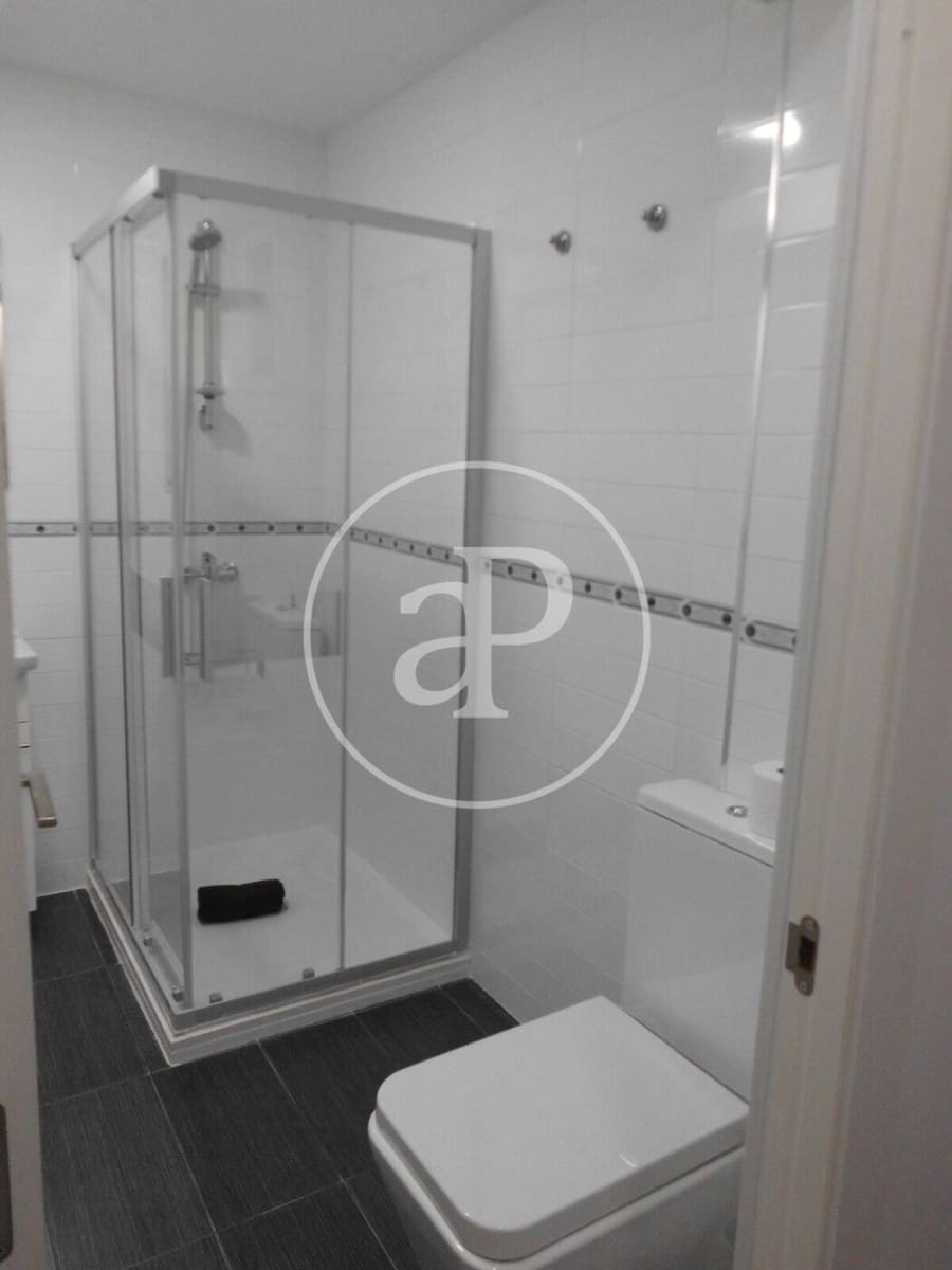 2 makuuhuone Huoneisto vuokrattavana paikassa Valencia kaupunki - 1 500 € (Ref: 9347422)