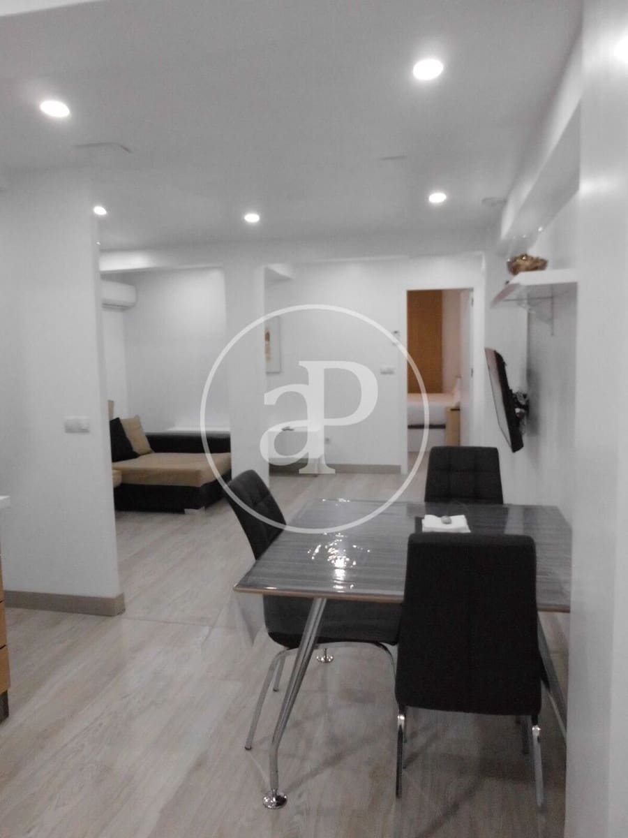 2 makuuhuone Huoneisto vuokrattavana paikassa Valencia kaupunki - 1 500 € (Ref: 9347422)