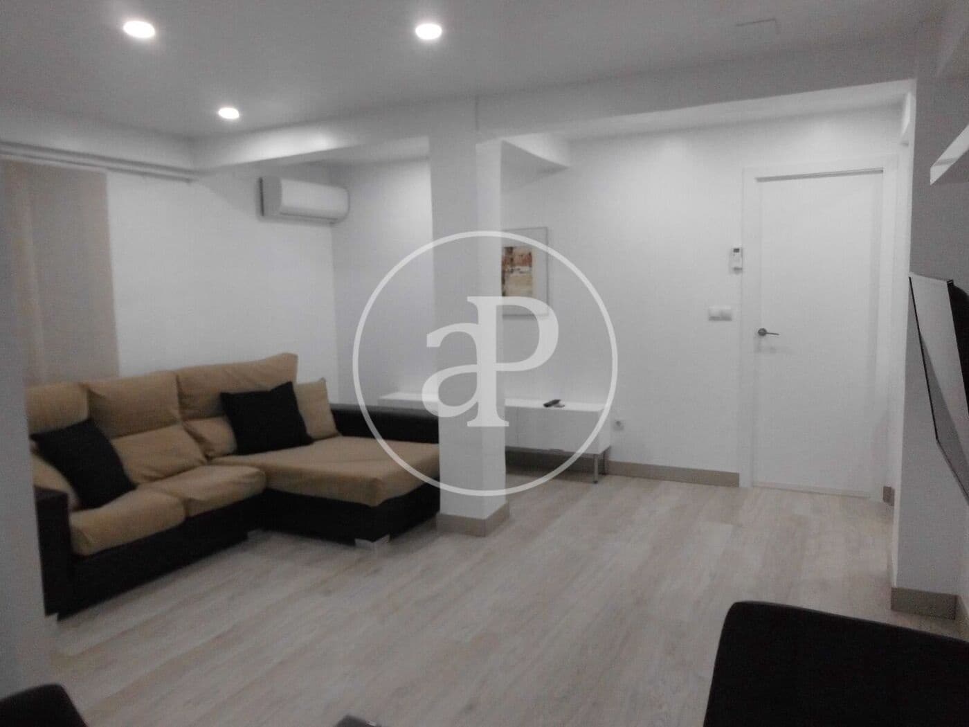 2 makuuhuone Huoneisto vuokrattavana paikassa Valencia kaupunki - 1 500 € (Ref: 9347422)