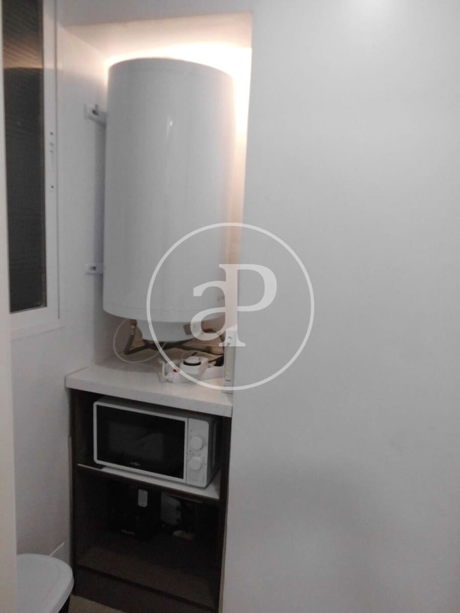 2 makuuhuone Huoneisto vuokrattavana paikassa Valencia kaupunki - 1 500 € (Ref: 9347422)