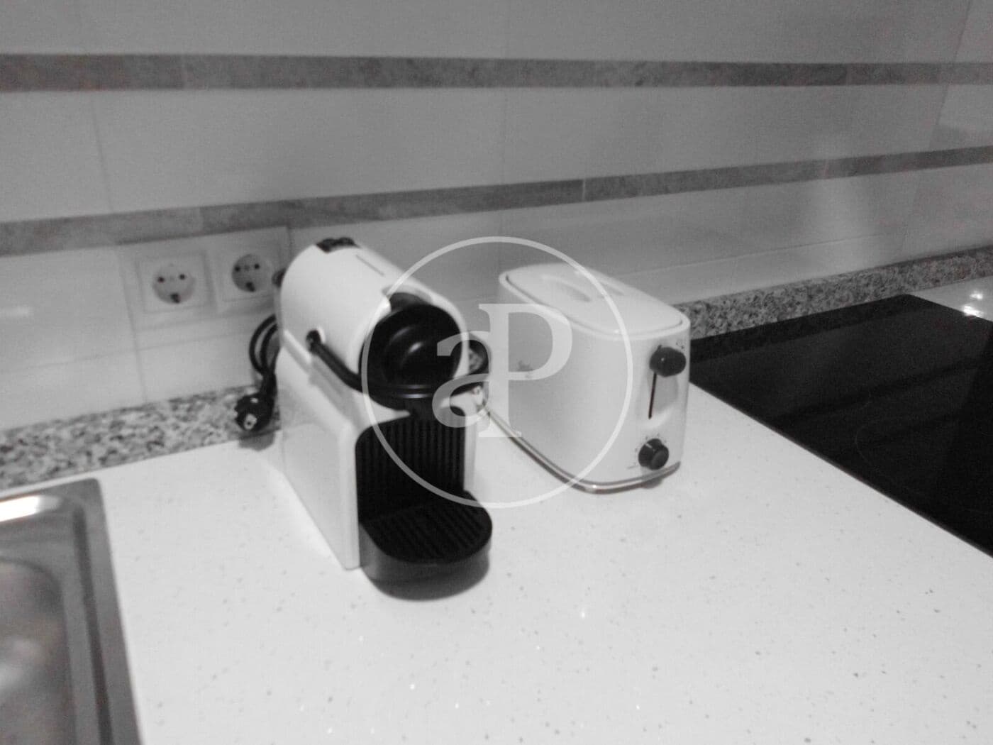 2 makuuhuone Huoneisto vuokrattavana paikassa Valencia kaupunki - 1 500 € (Ref: 9347422)