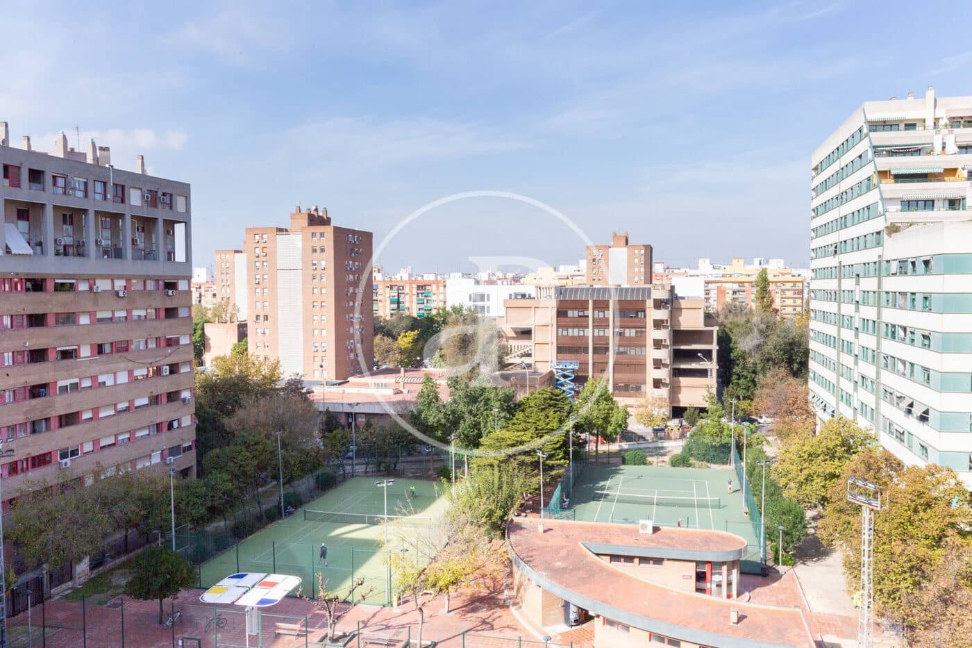 2 bedroom Apartment for rent in Valencia city - € 1,500 (Ref: 9349642)