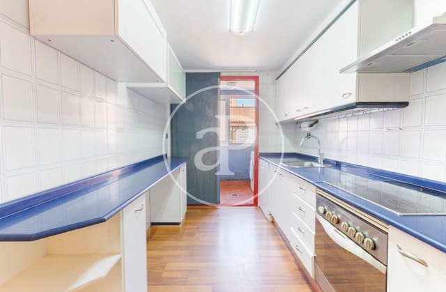 2 soveværelse Lejlighed til leje i Ciutat de les Arts i de les Ciencies, Valencia by - € 1.500 (Ref: 9349642)