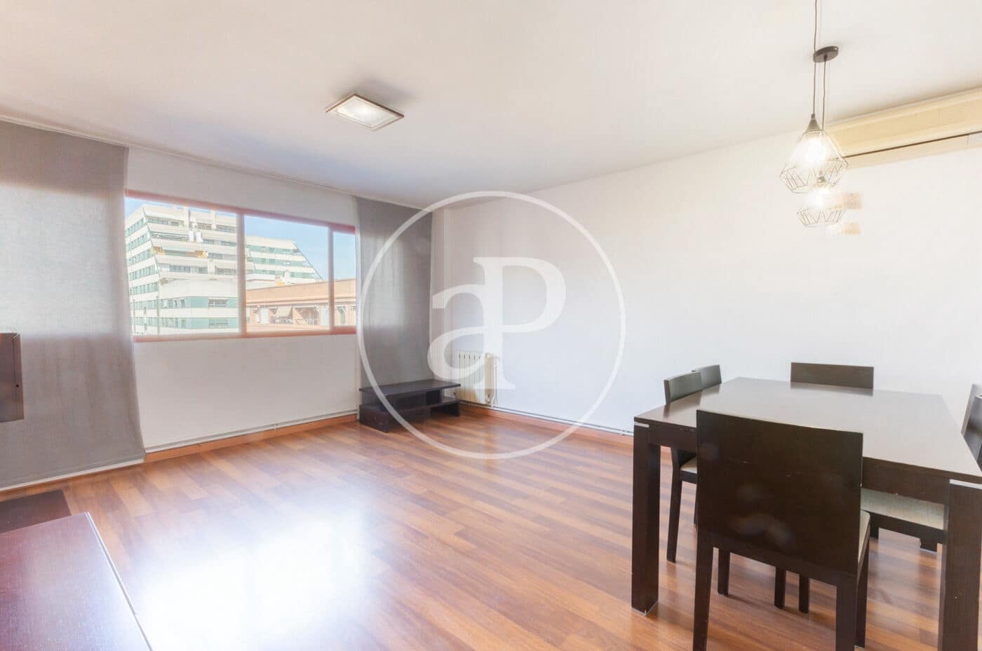 2 bedroom Apartment for rent in Valencia city - € 1,500 (Ref: 9349642)