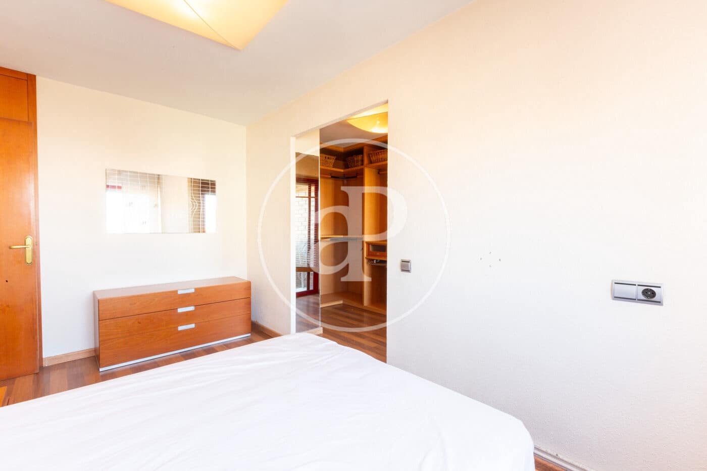 2 bedroom Apartment for rent in Valencia city - € 1,500 (Ref: 9349642)
