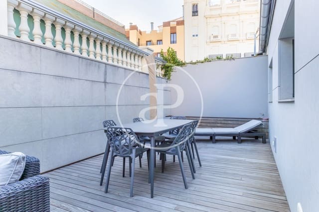 Appartement de 2 chambres à louer à Sant Francesc, Valence ville - 2 700 € (Ref: 9349644)