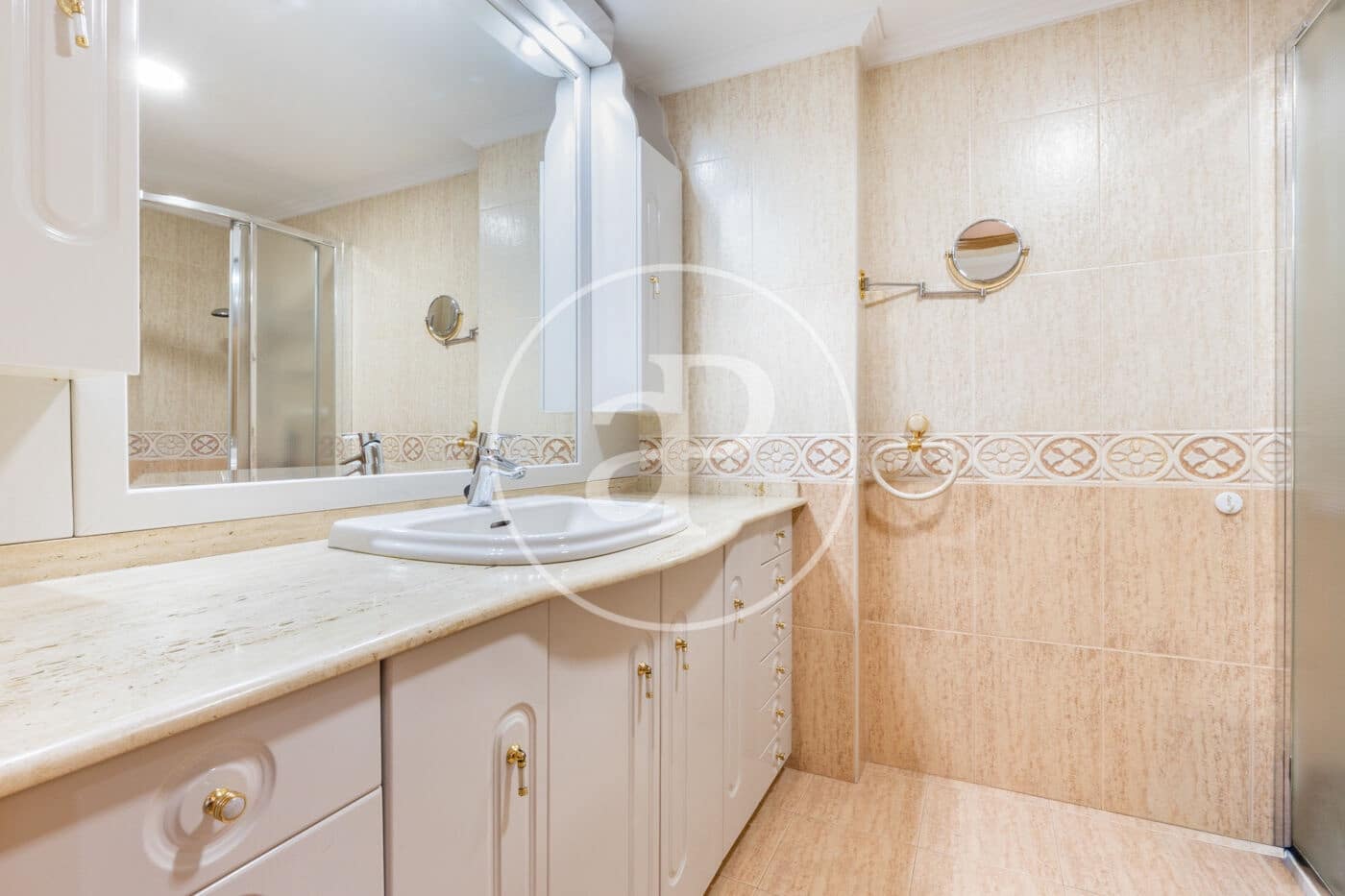 3 camera da letto Appartamento da affittare in Valencia citta - 1.800 € (Rif: 9349645)