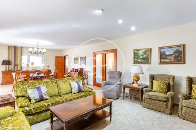 6 soverom Villa til salgs i Chiva med svømmebasseng - € 795 000 (Ref: 9353678)