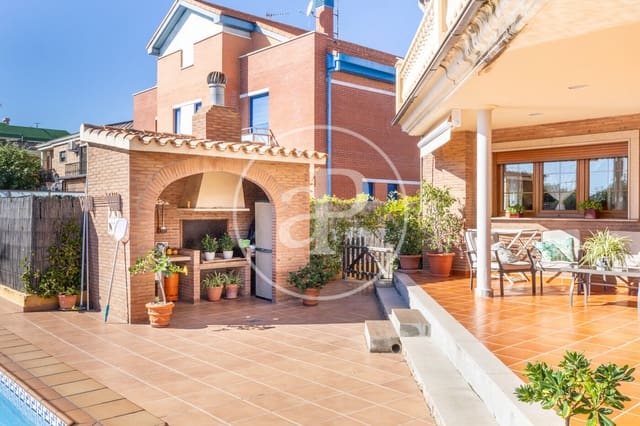 5 bedroom Villa for sale in Burriana / Borriana with pool - € 650,000 (Ref: 9355926)