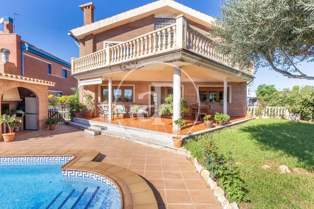 5 bedroom Villa for sale in Burriana / Borriana with pool - € 650,000 (Ref: 9355926)
