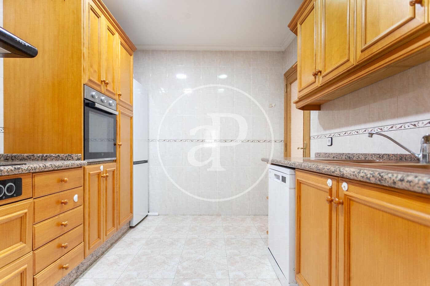 3 sypialnia Apartament do wynajęcia w Miasto Walencja - 1 150 € (Ref: 9355929)