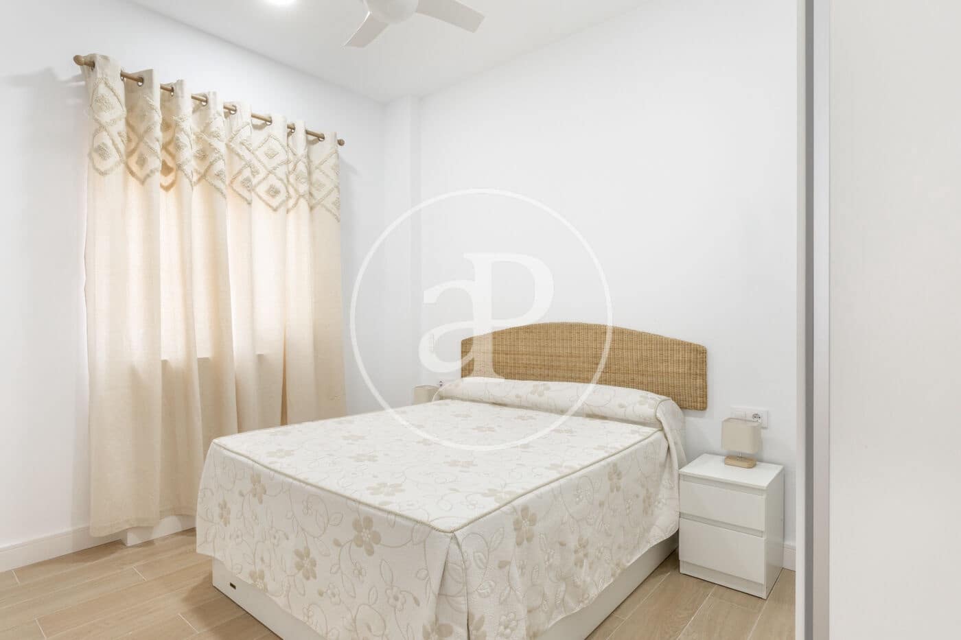 2 sovrum Lägenhet att hyra i Valencia stad - 900 € (Ref: 9355930)